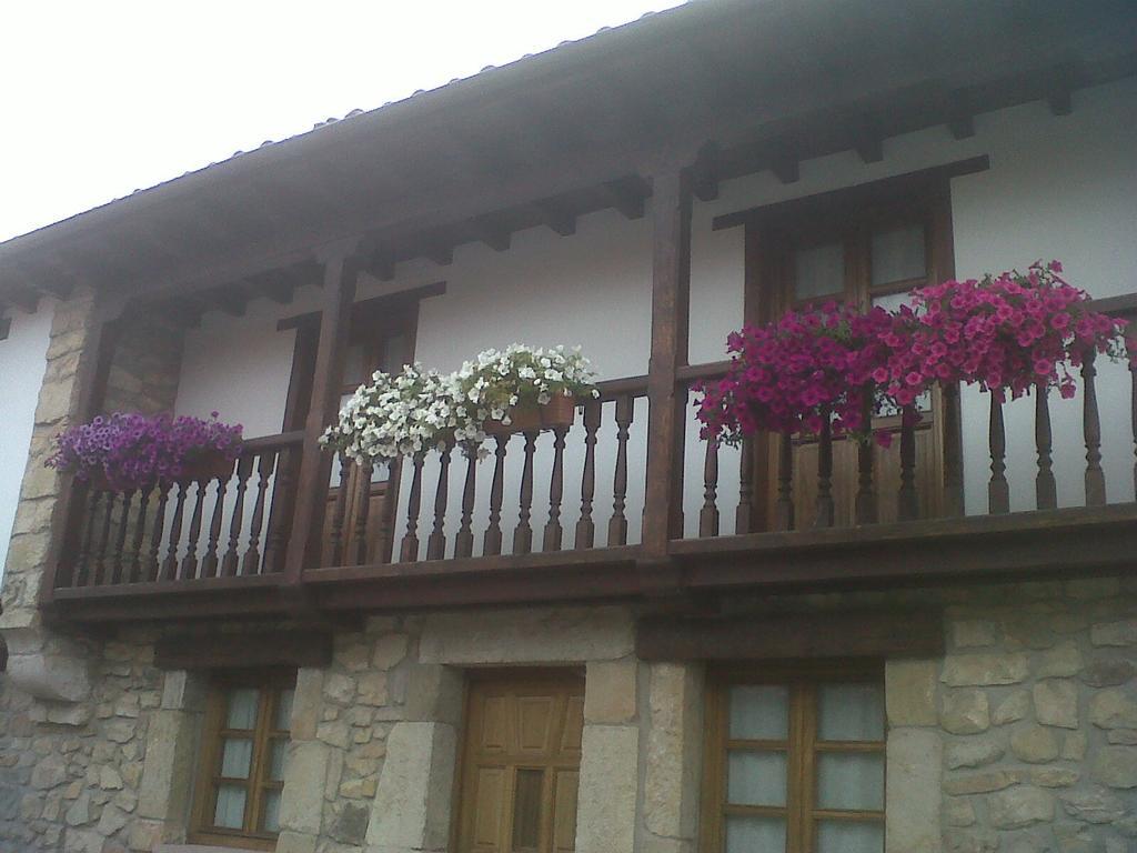 Hostal El Cabañon de Pimiango Exterior foto