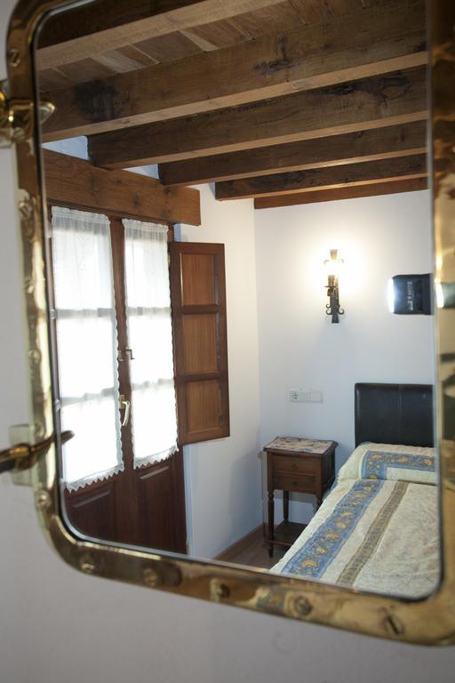 Hostal El Cabañon de Pimiango Habitación foto