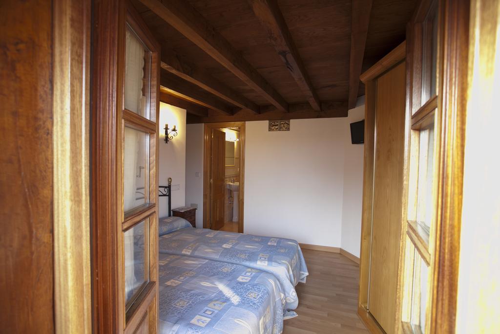 Hostal El Cabañon de Pimiango Habitación foto